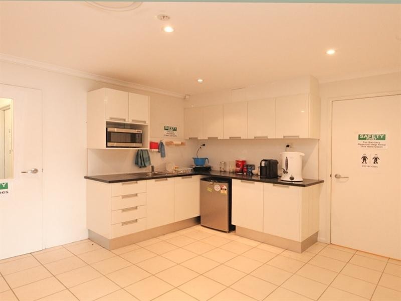 42-44 Nealdon Drive, Meadowbrook QLD 4131