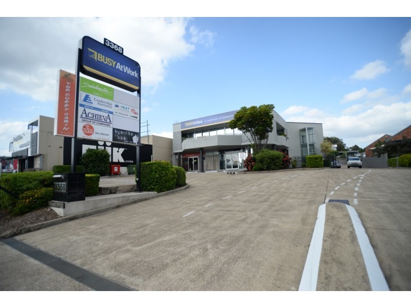 6+7/3368 Pacific Highway, Springwood QLD 4127