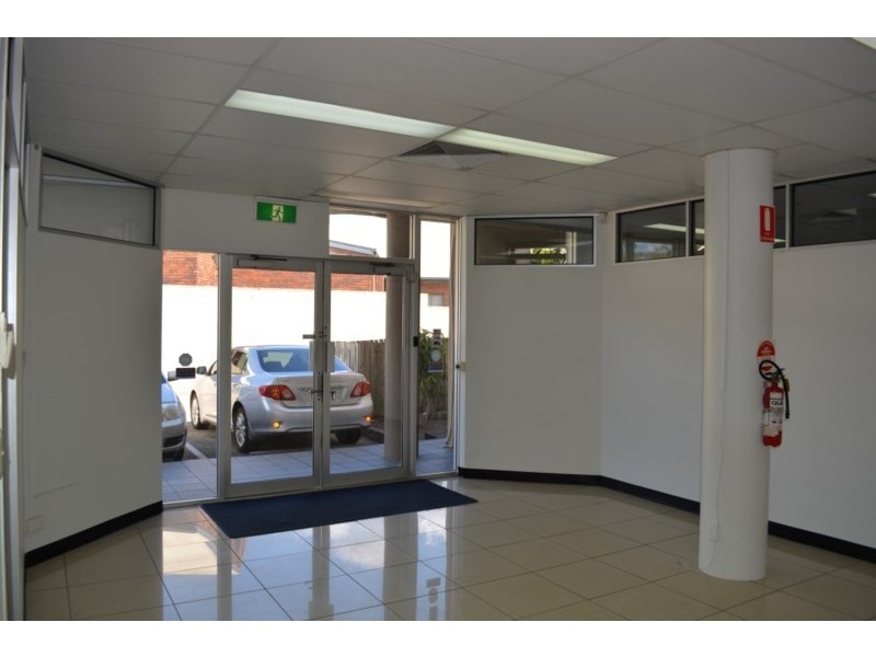 6+7/3368 Pacific Highway, Springwood QLD 4127