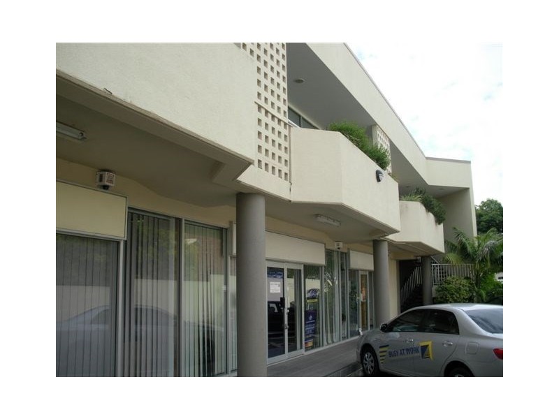 6+7/3368 Pacific Highway, Springwood QLD 4127