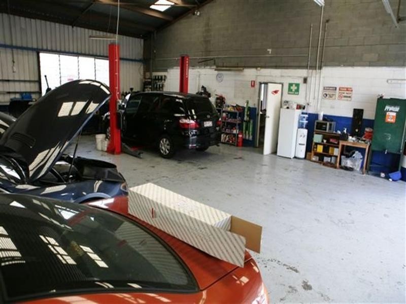 77 Moss Street, Slacks Creek QLD 4127