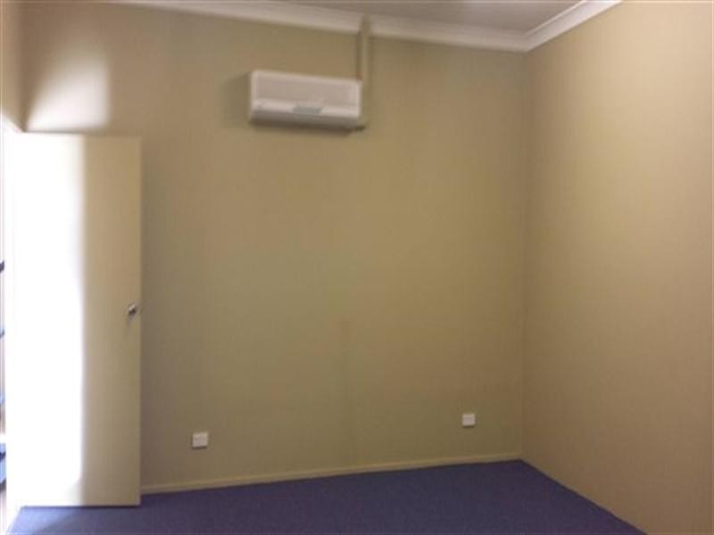 18/172 North Road, Woodridge QLD 4114
