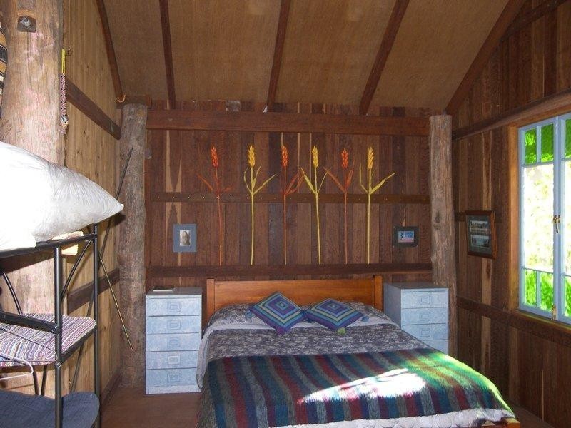 18 Eden Road, Maleny QLD 4552