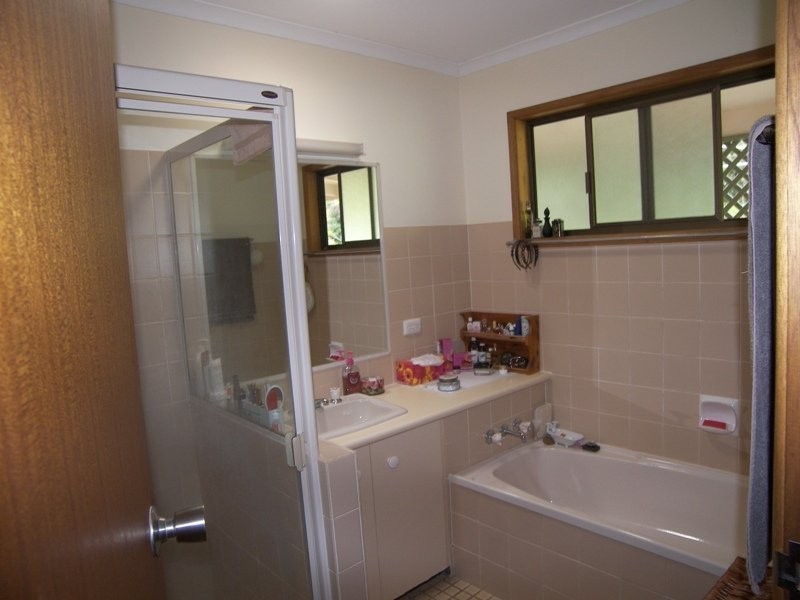 64 Johnson Road, Mapleton QLD 4560