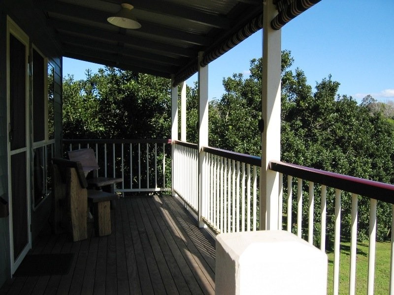 64 Johnson Road, Mapleton QLD 4560