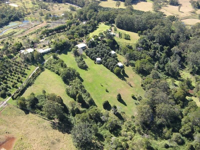 64 Johnson Road, Mapleton QLD 4560
