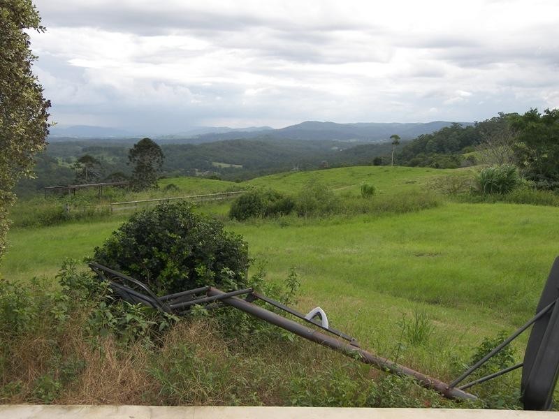 Bald Knob QLD 4552