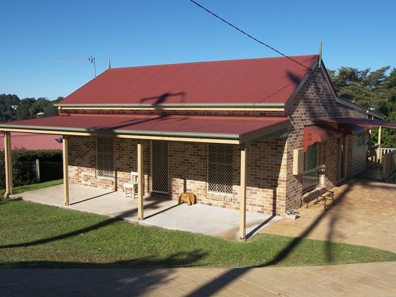 8 Cedar  Grove Court, Maleny QLD 4552