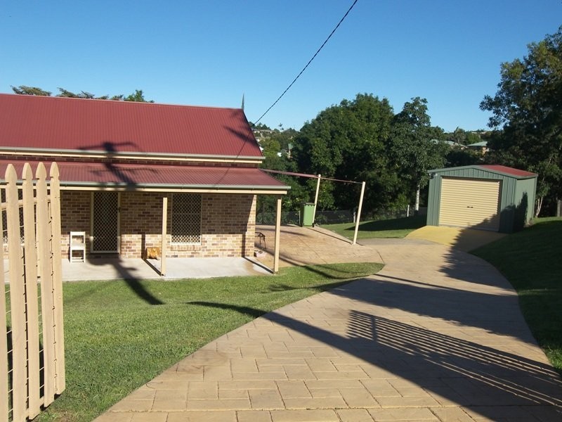 8 Cedar  Grove Court, Maleny QLD 4552