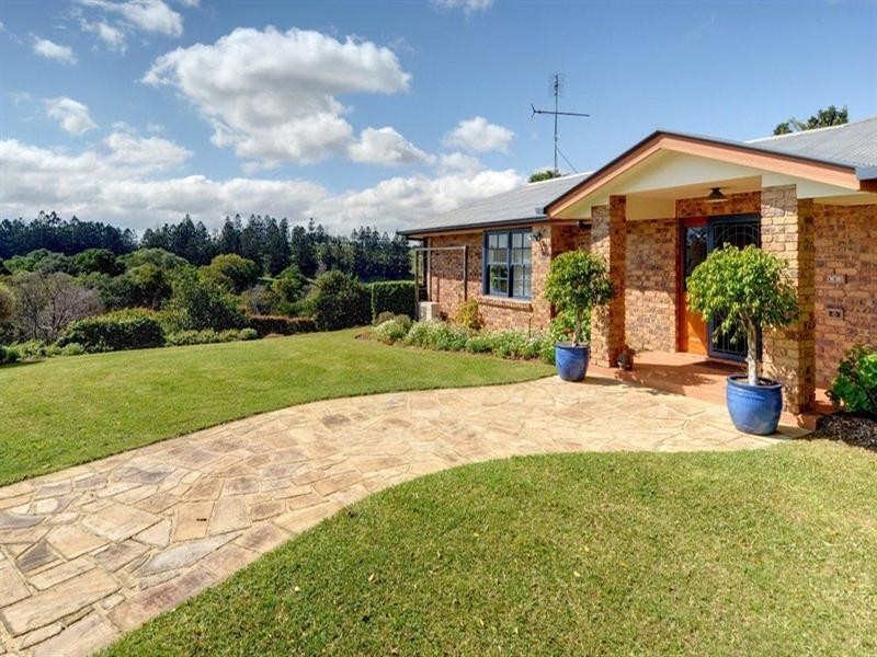 162 Ruddle Drive, Maleny QLD 4552