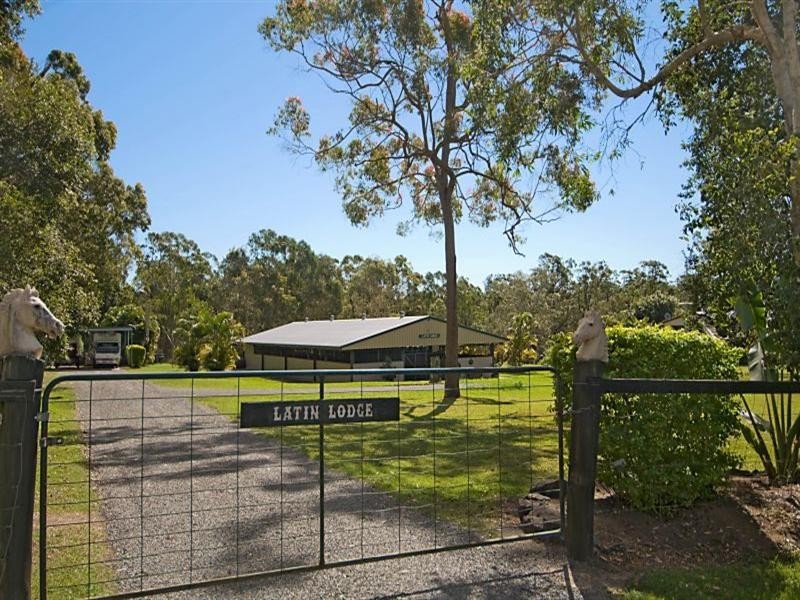 2135 Steve Irwin Way, Landsborough QLD 4550