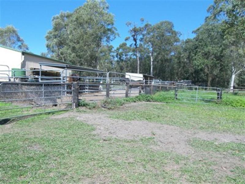 2135 Steve Irwin Way, Landsborough QLD 4550