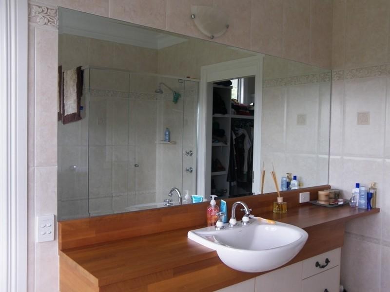 614 Mountain View Road, Maleny QLD 4552