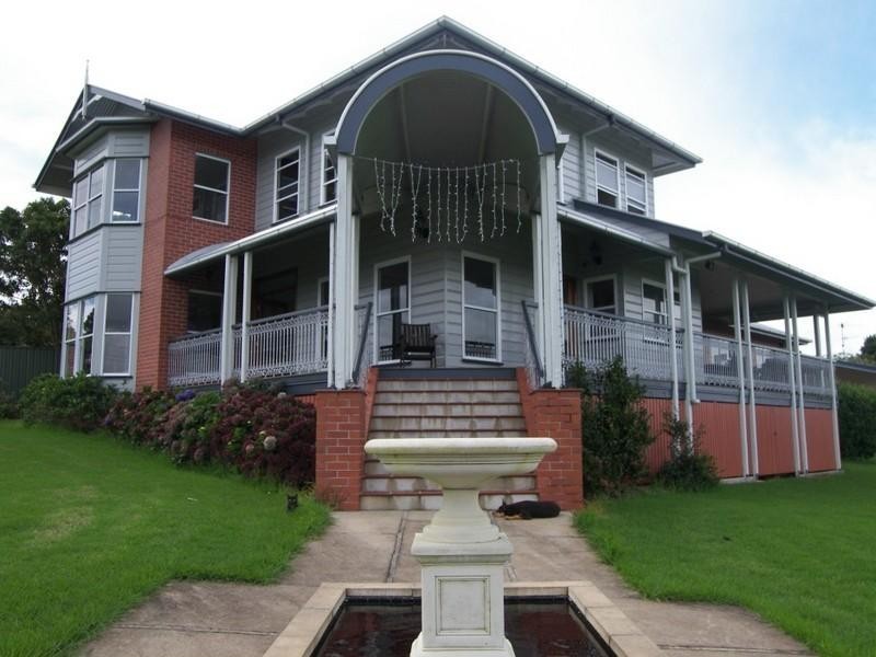 614 Mountain View Road, Maleny QLD 4552