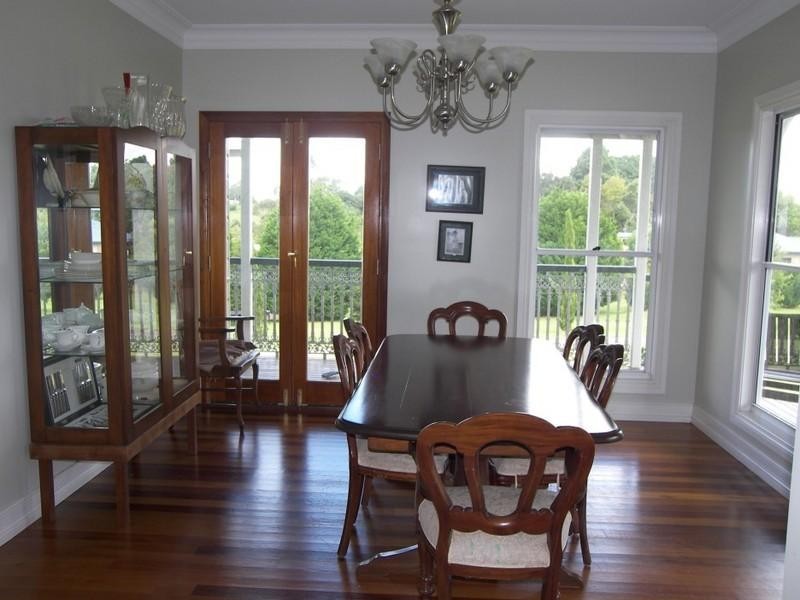 614 Mountain View Road, Maleny QLD 4552