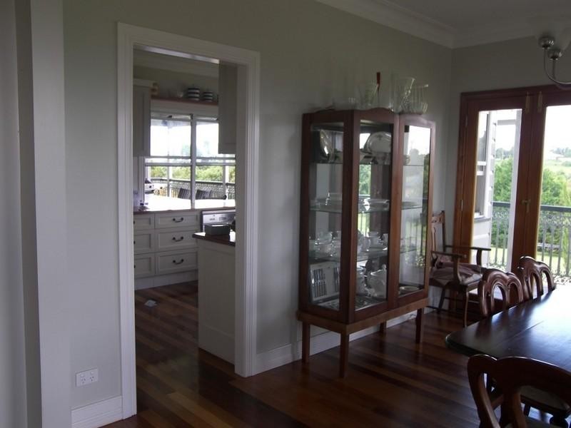 614 Mountain View Road, Maleny QLD 4552