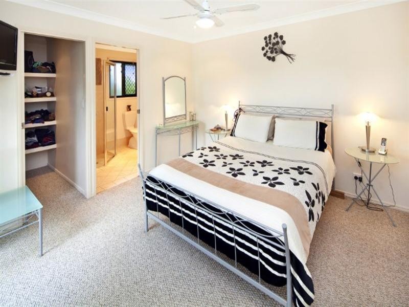 7 Burgess Avenue, Maleny QLD 4552