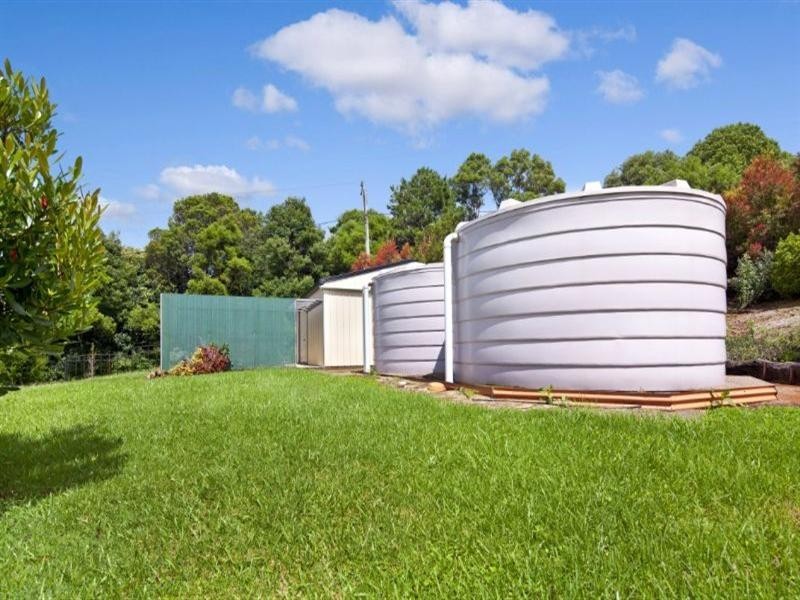 7 Burgess Avenue, Maleny QLD 4552