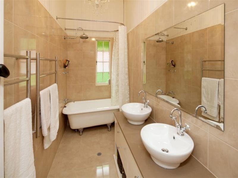 25 Beech Road, Landsborough QLD 4550