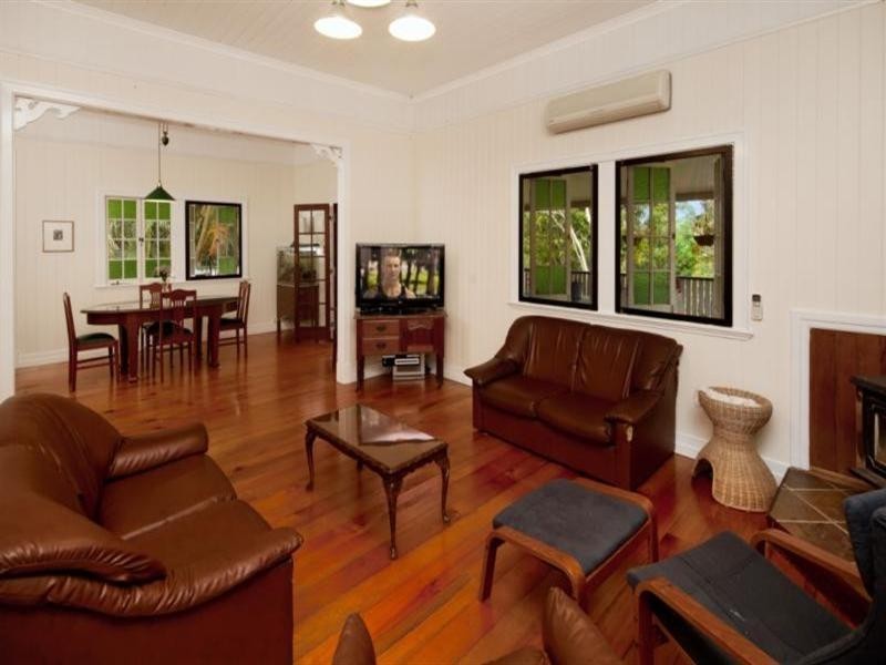 25 Beech Road, Landsborough QLD 4550