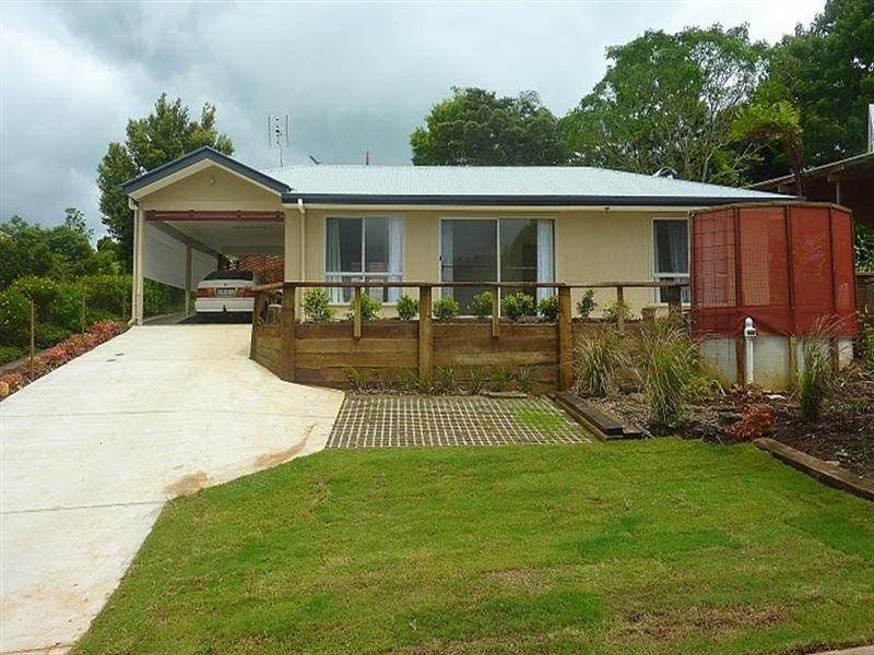 23 Fig Street, Maleny QLD 4552