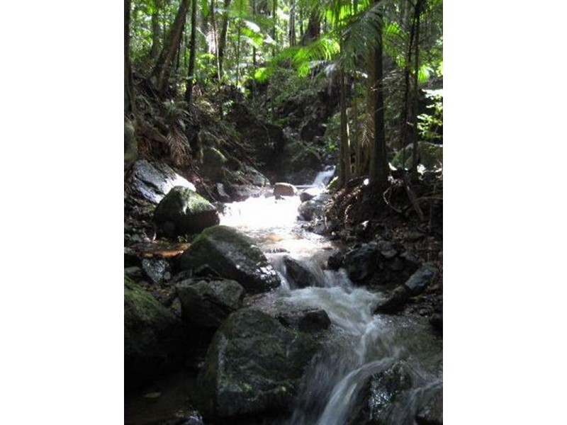 215 Mears Lane, Bellthorpe QLD 4514