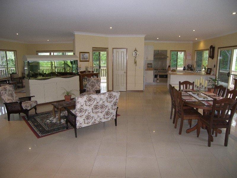 Elaman Creek QLD 4552