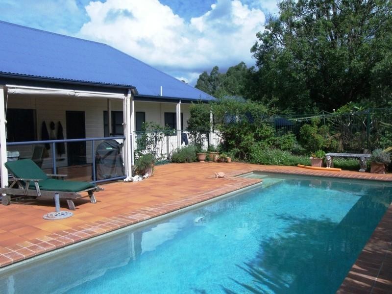 8 Lansdowne Rise, Maleny QLD 4552