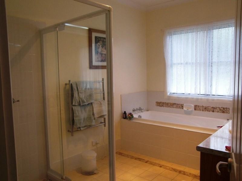 8 Lansdowne Rise, Maleny QLD 4552