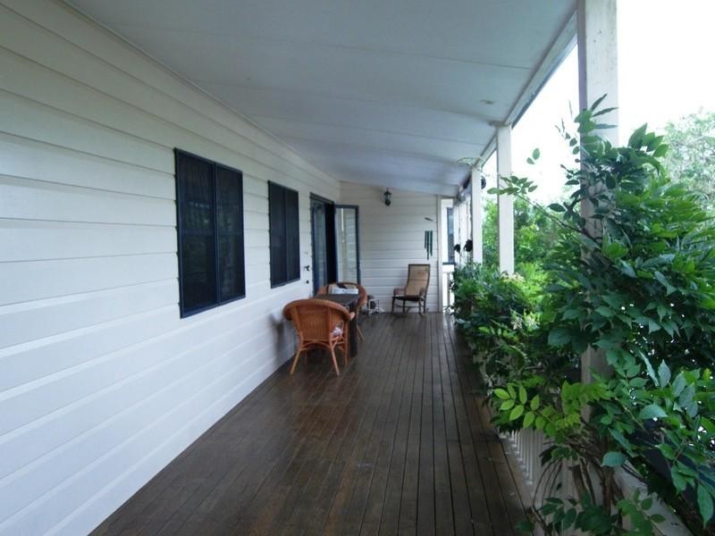 8 Lansdowne Rise, Maleny QLD 4552