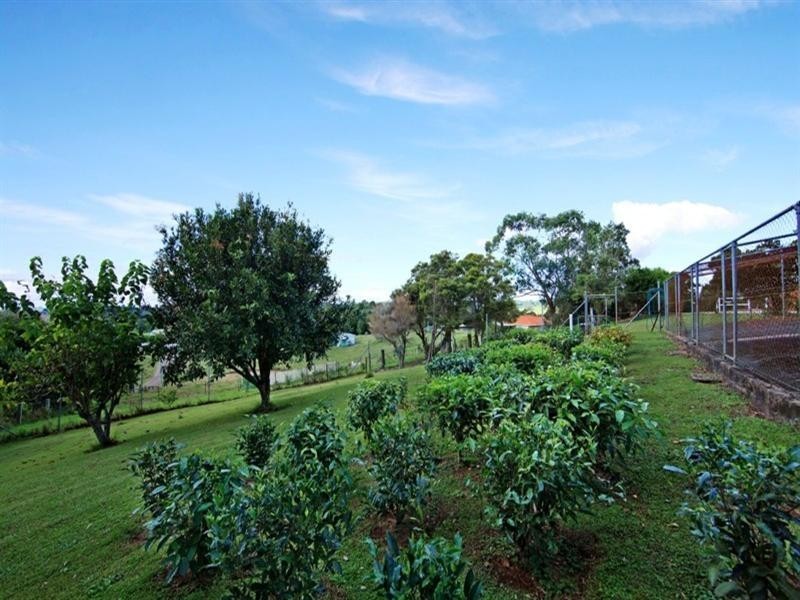 25 Cooke Road, Witta QLD 4552