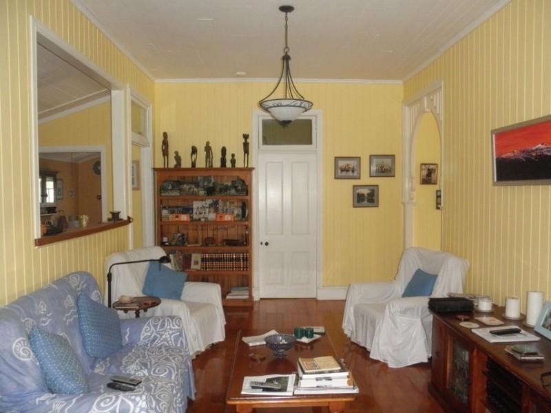 20 Hamilton Close, Mooloolah Valley QLD 4553