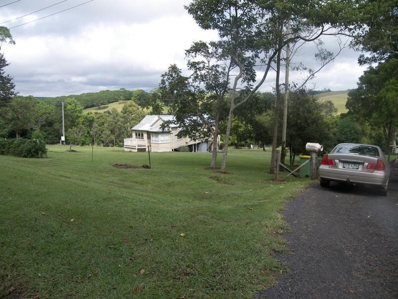 78 Dixon Avenue, Maleny QLD 4552