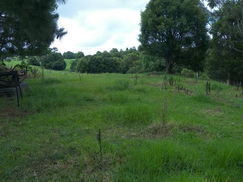 78 Dixon Avenue, Maleny QLD 4552