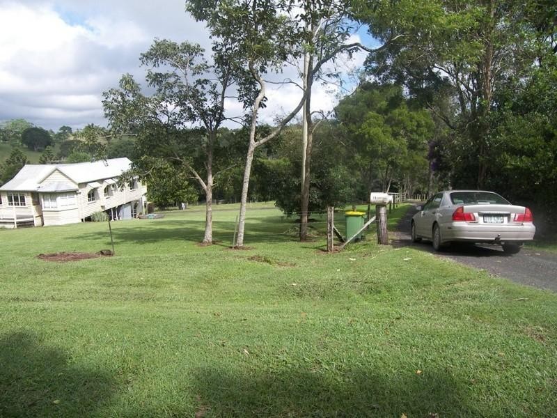 78 Dixon Avenue, Maleny QLD 4552
