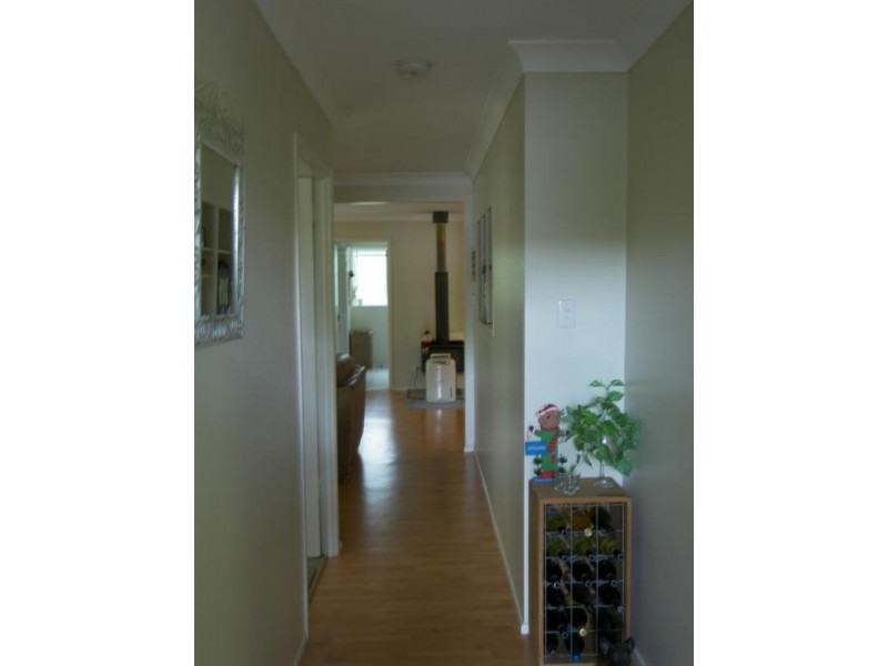 78 Dixon Avenue, Maleny QLD 4552