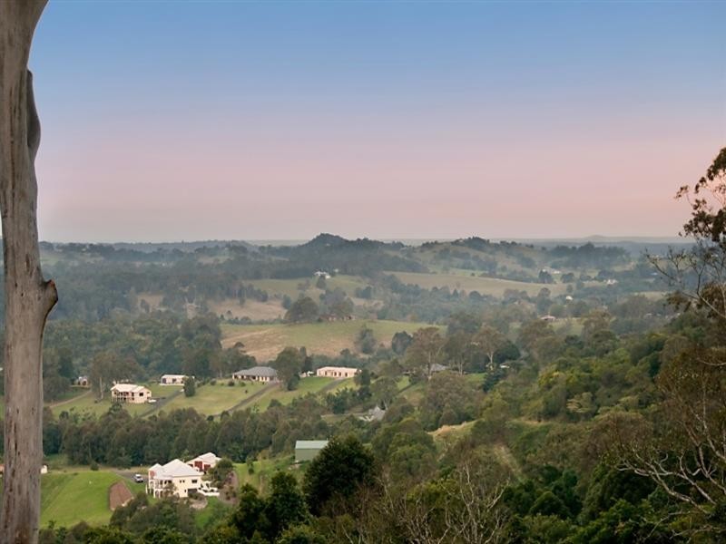 6 Topaz Street, Mapleton QLD 4560