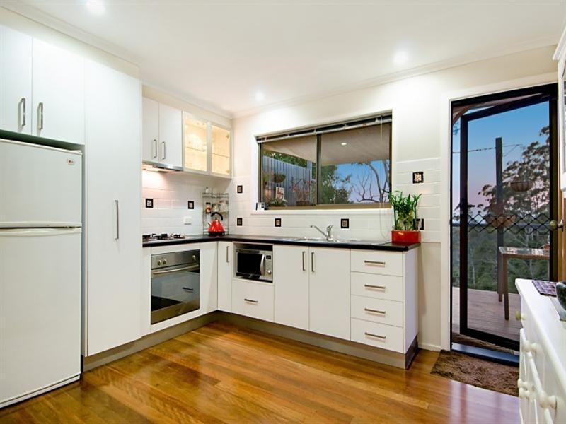 6 Topaz Street, Mapleton QLD 4560