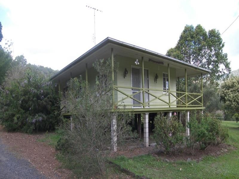 Cambroon QLD 4552