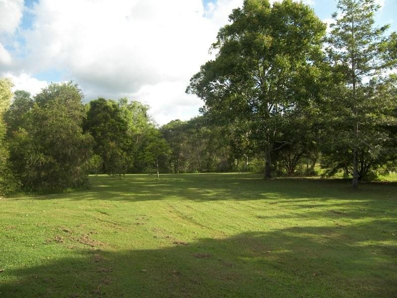 Cambroon QLD 4552