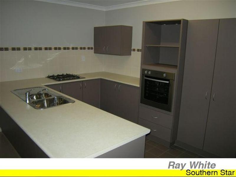 23 Jeffrey Loop, Brookdale WA 6112