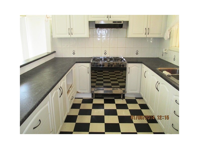 6 Werndley Street, Armadale WA 6112