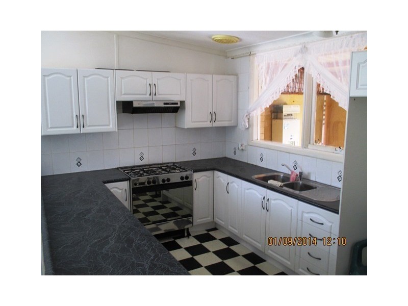 6 Werndley Street, Armadale WA 6112