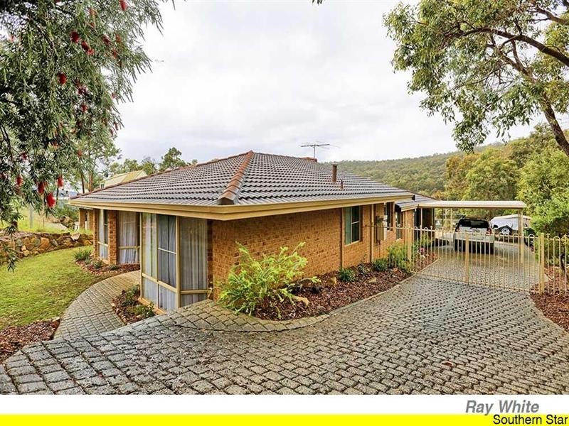 34 Jade Street, Mount Richon WA 6112