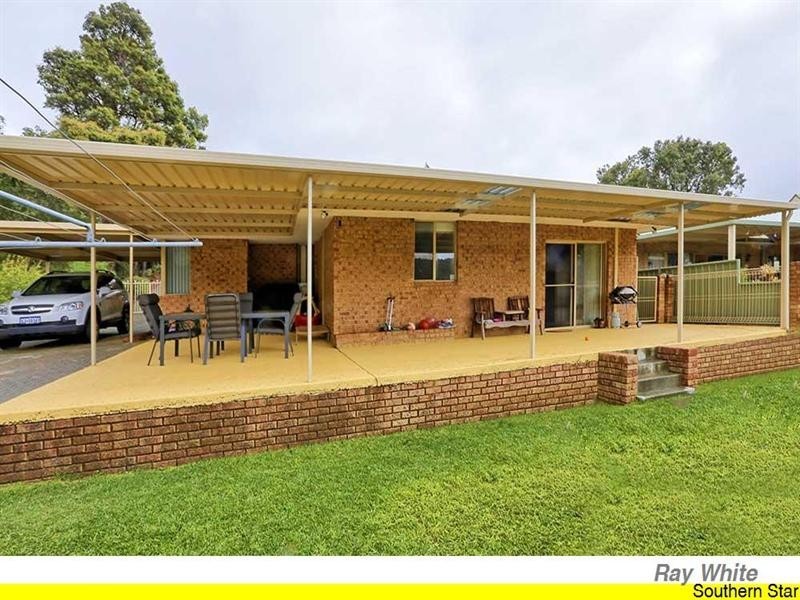 34 Jade Street, Mount Richon WA 6112
