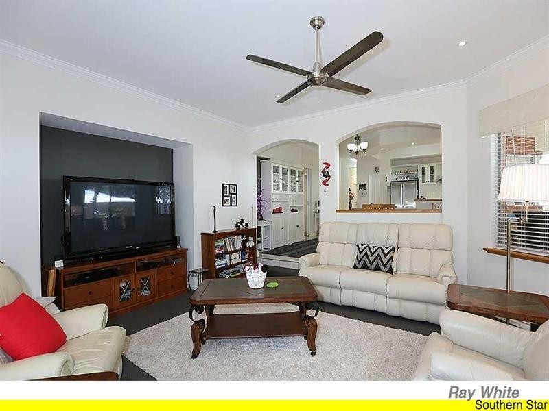 3142 Albany Highway, Mount Nasura WA 6112