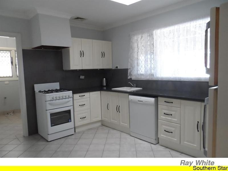 14 Grasmere Place, Kelmscott WA 6111