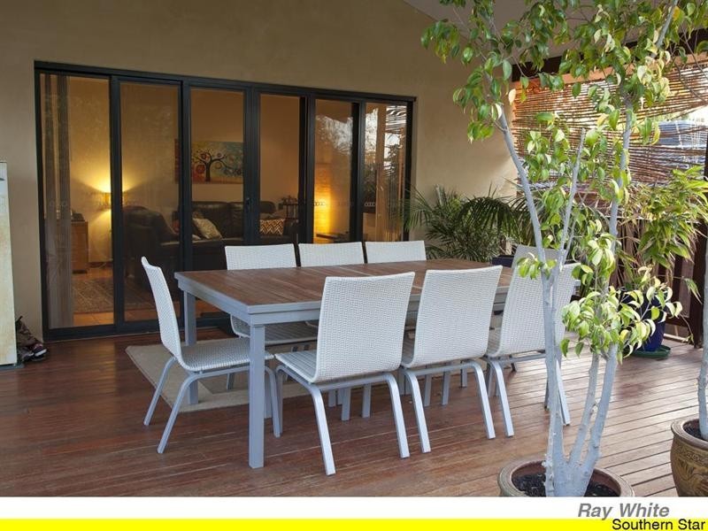 24 Peter Street, Kelmscott WA 6111