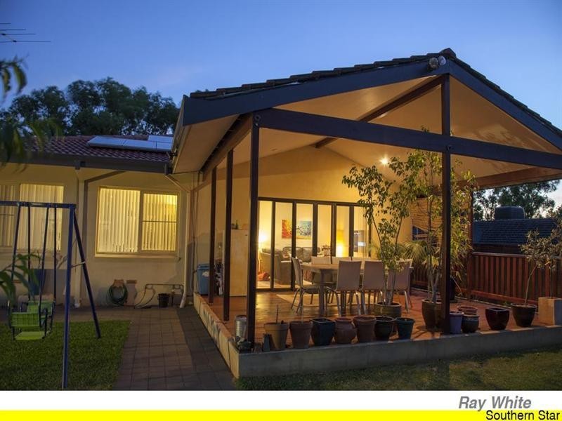 24 Peter Street, Kelmscott WA 6111