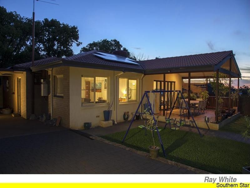 24 Peter Street, Kelmscott WA 6111